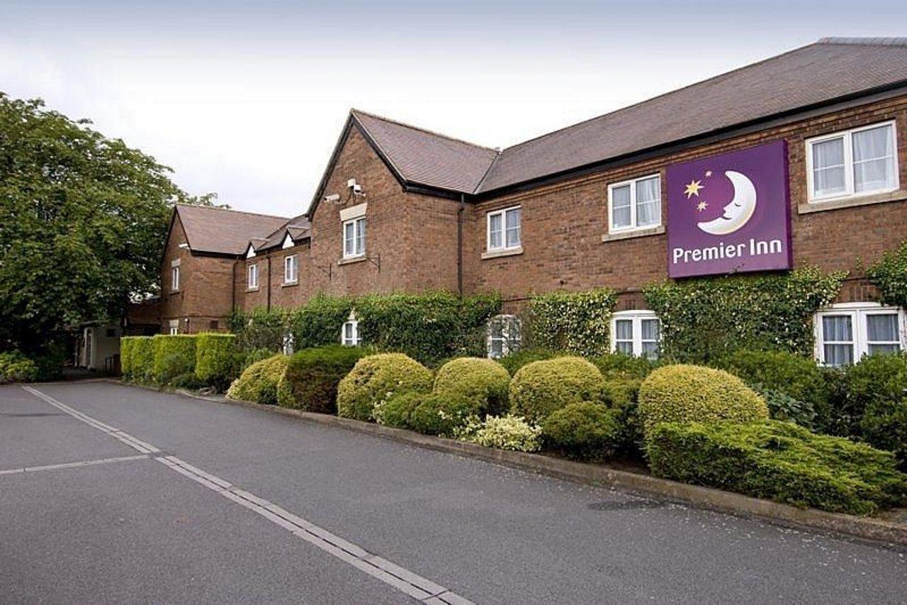 Premier Inn Lichfield North East Exteriér fotografie