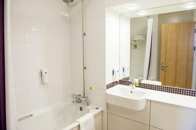 Premier Inn Lichfield North East Exteriér fotografie